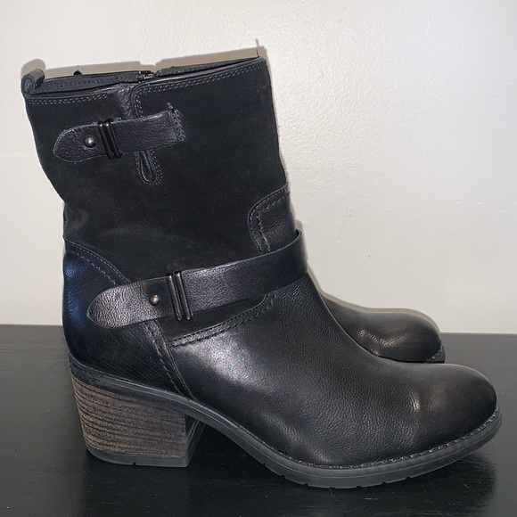 Clarks Leather and Suede Stacked Heel Boots.  Size 10. - Picture 1 of 13